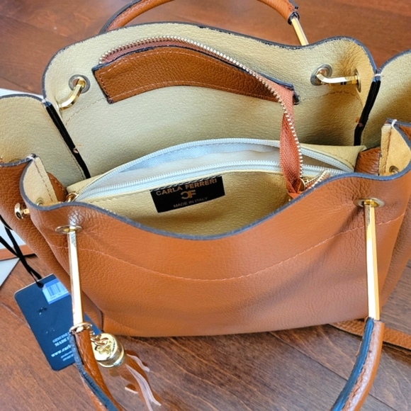 NWT Carla Ferreri Crossbody Handbag - Picture 2 of 11